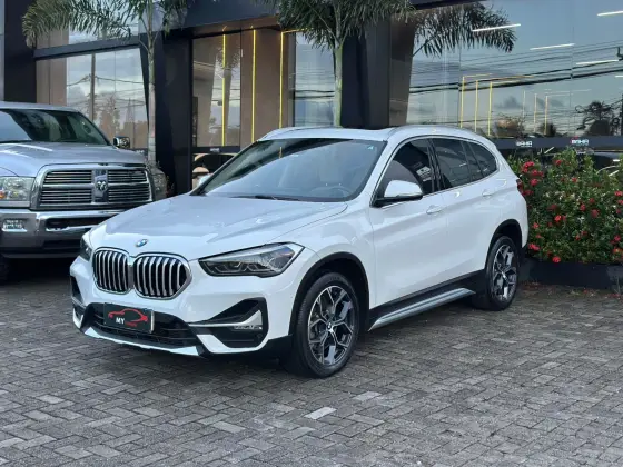 BMW X1 2.0 16V TURBO ACTIVEFLEX SDRIVE20I X-LINE 4P AUTOMÁTICO