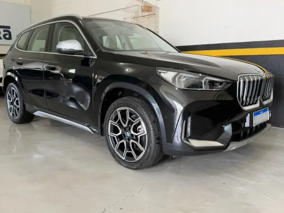 BMW X1 2.0 16V TURBO GASOLINA SDRIVE20I X-LINE STEPTRONIC