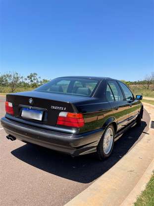 BMW-325i-1994