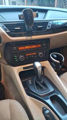 BMW-X1-2011