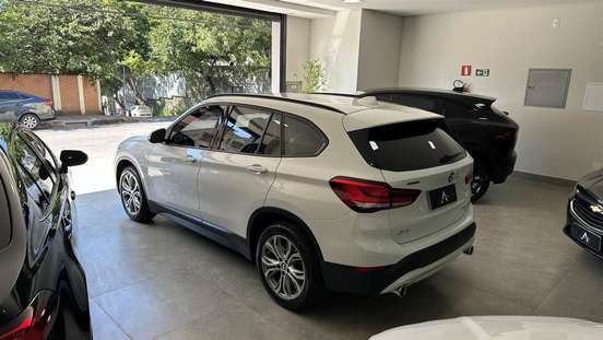 BMW-X1-2020