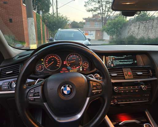 BMW-X4-2015