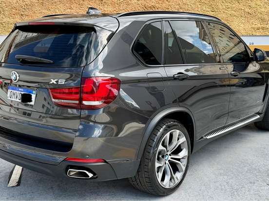 BMW-X5-3.0 FULL 4X4 35I 6 CILINDROS 24V GASOLINA 4P AUTOMÁTICO BMW-X5-2017