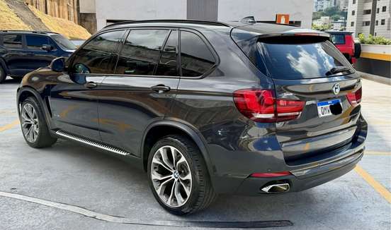 BMW-X5-2017