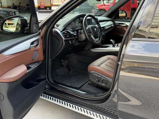 BMW-X5-3.0 FULL 4X4 35I 6 CILINDROS 24V GASOLINA 4P AUTOMÁTICO BMW-X5-2017