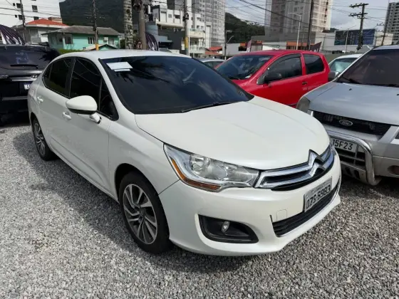 CITROËN C4 LOUNGE 1.6 TENDANCE 16V TURBO GASOLINA 4P AUTOMÁTICO