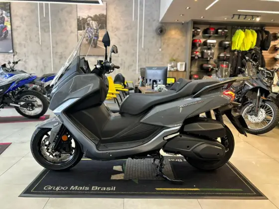 DAFRA MAXSYM 400 GT 