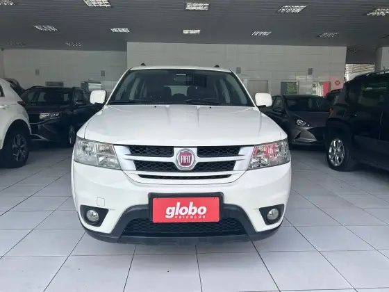 FIAT FREEMONT 2.4 PRECISION 16V GASOLINA 4P AUTOMÁTICO