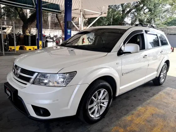 FIAT FREEMONT 2.4 PRECISION 16V GASOLINA 4P AUTOMÁTICO
