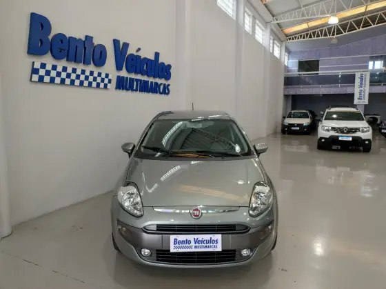 FIAT PUNTO 1.6 ESSENCE 16V FLEX 4P MANUAL
