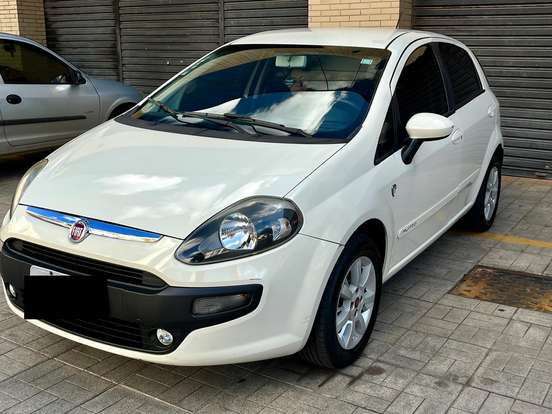 FIAT-PUNTO-1.4 ATTRACTIVE 8V FLEX 4P MANUAL FIAT-PUNTO-2015