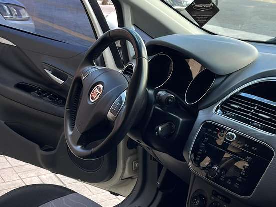 FIAT-PUNTO-1.4 ATTRACTIVE 8V FLEX 4P MANUAL FIAT-PUNTO-2015