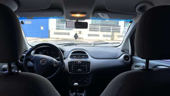 FIAT-PUNTO-2015
