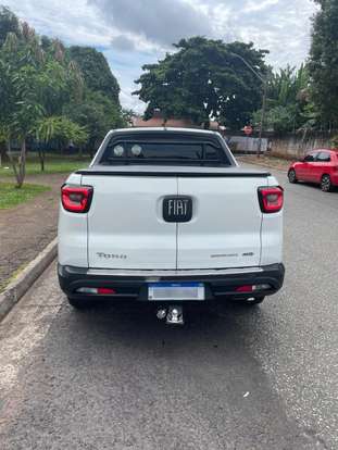 FIAT-TORO-2021