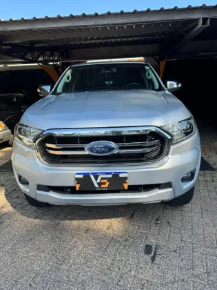 FORD RANGER 3.2 XLT 4X4 CD 20V DIESEL 4P AUTOMÁTICO
