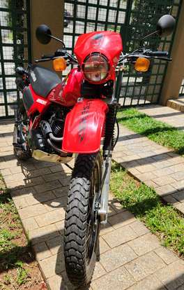 HONDA-XL 250R HONDA-XL 250R-1983