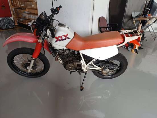 HONDA-XLX 350R HONDA-XLX 350R-1989