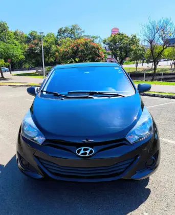 HYUNDAI HB20 1.0 COMFORT PLUS 12V FLEX 4P MANUAL