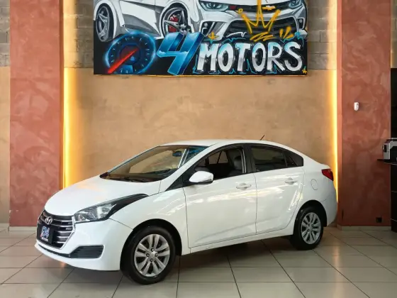 HYUNDAI HB20S 1.6 COMFORT STYLE 16V FLEX 4P AUTOMÁTICO