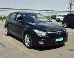 HYUNDAI I30 2.0 MPFI GLS 16V GASOLINA 4P MANUAL HYUNDAI I30 2.0 MPFI GLS 16V GASOLINA 4P MANUAL