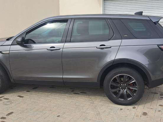 LAND ROVER-DISCOVERY SPORT-2.0 16V TD4 TURBO DIESEL SE 4P AUTOMÁTICO LAND ROVER-DISCOVERY SPORT-2018