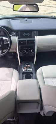 LAND ROVER-DISCOVERY SPORT-2018