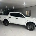 MITSUBISHI L200 TRITON 2.4 16V TURBO DIESEL GL CD 4X4 MANUAL MITSUBISHI L200 TRITON 2.4 16V TURBO DIESEL GL CD 4X4 MANUAL