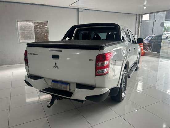 MITSUBISHI-L200 TRITON-2022