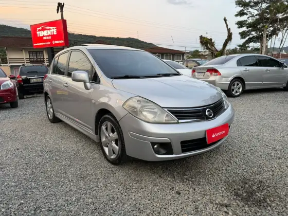 NISSAN TIIDA 1.8 SL 16V FLEX 4P AUTOMÁTICO