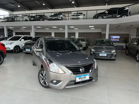 NISSAN VERSA 1.6 16V FLEXSTART UNIQUE 4P XTRONIC