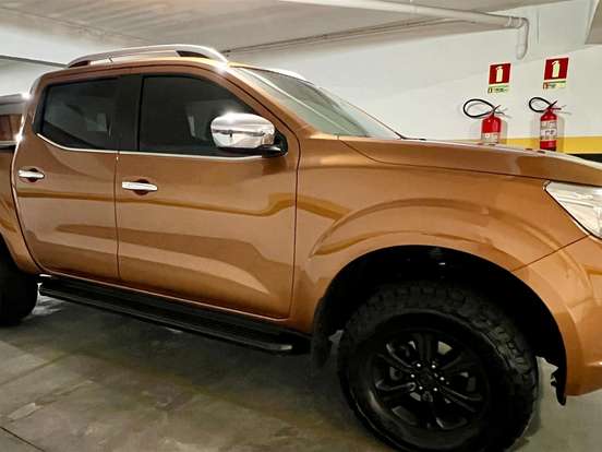 NISSAN-FRONTIER-2.3 16V TURBO DIESEL LE CD 4X4 AUTOMÁTICO NISSAN-FRONTIER-2016