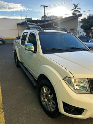 NISSAN-FRONTIER-2016