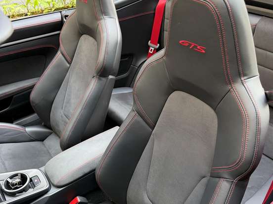 PORSCHE-911-3.0 24V H6 GASOLINA CARRERA GTS CABRIOLET PDK PORSCHE-911-2023