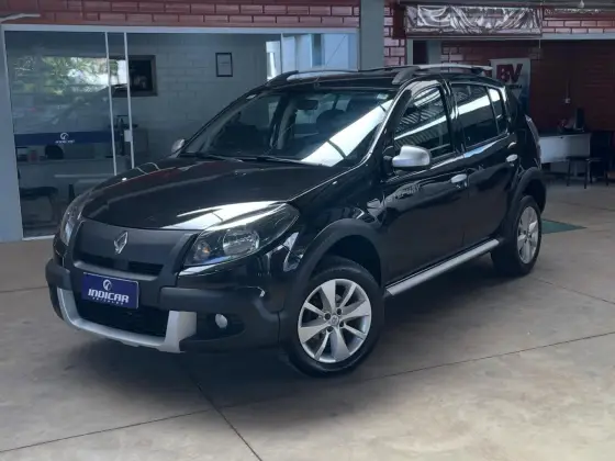 RENAULT SANDERO 1.6 STEPWAY 16V FLEX 4P AUTOMÁTICO