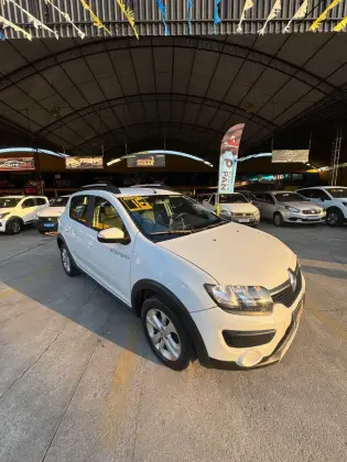 RENAULT SANDERO 1.6 STEPWAY 8V FLEX 4P MANUAL