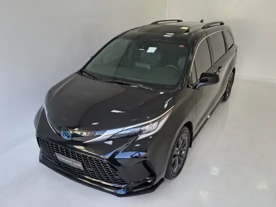 TOYOTA-SIENNA-2024