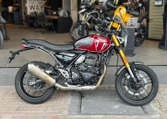 TRIUMPH SPEED 400 