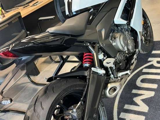 TRIUMPH-DAYTONA 660 TRIUMPH-DAYTONA 660-2025