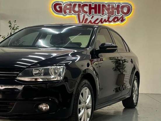 VOLKSWAGEN-JETTA-2.0 COMFORTLINE FLEX 4P MANUAL VOLKSWAGEN-JETTA-2013