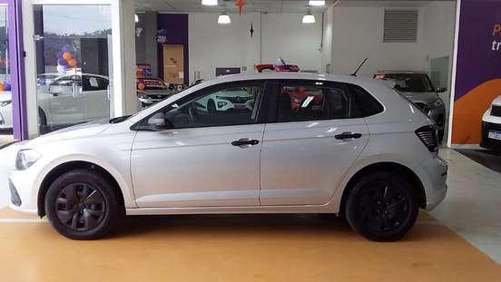 VOLKSWAGEN-POLO-2024