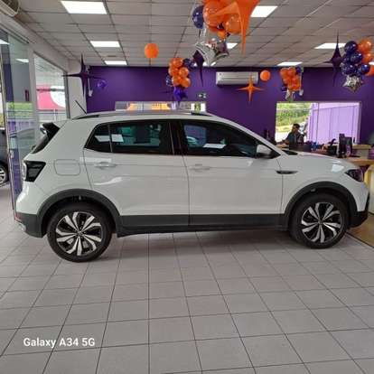 VOLKSWAGEN-T-CROSS-2023