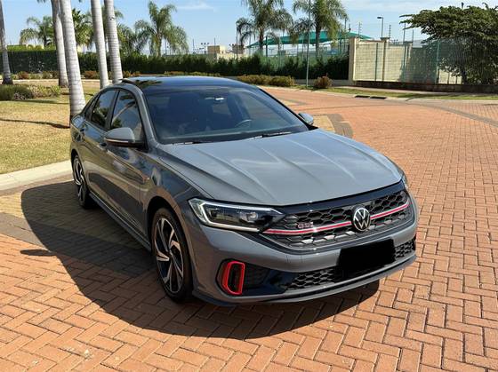 VOLKSWAGEN JETTA 2.0 350 TSI GASOLINA GLI DSG