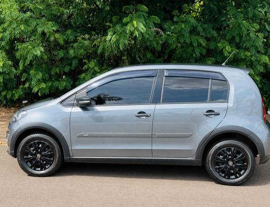 VOLKSWAGEN UP 1.0 MPI TRACK 12V FLEX 4P MANUAL