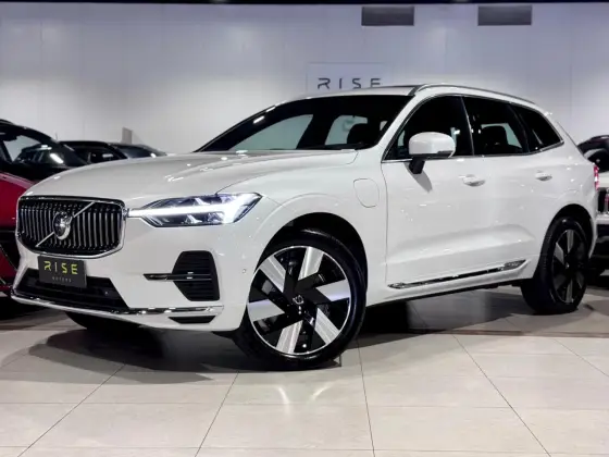 VOLVO XC60 2.0 T8 RECHARGE ULTIMATE AWD GEARTRONIC