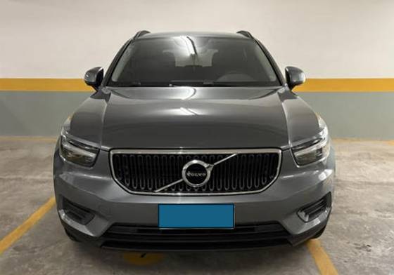 VOLVO XC40 2.0 T4 GASOLINA GEARTRONIC