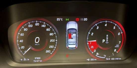 VOLVO-XC40-2.0 T4 GASOLINA GEARTRONIC VOLVO-XC40-2018
