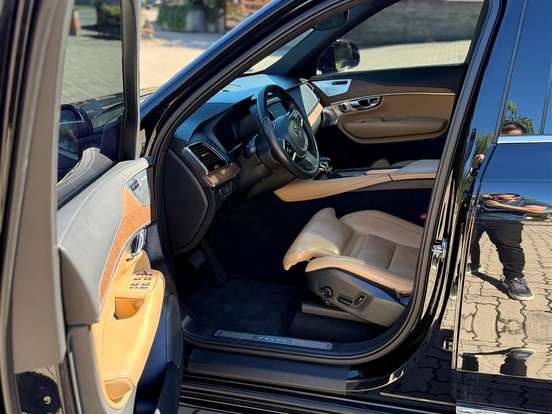 VOLVO-XC90-2.0 D5 DIESEL INSCRIPTION AWD GEARTRONIC VOLVO-XC90-2018