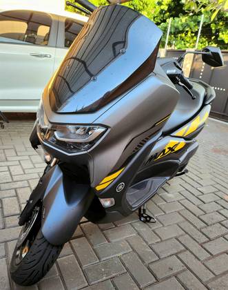 YAMAHA NMAX CONNECTED 160 SE ABS 