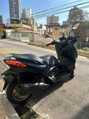 YAMAHA-XMAX ABS-2023