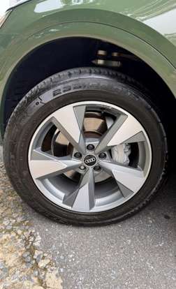 AUDI-Q5-2021